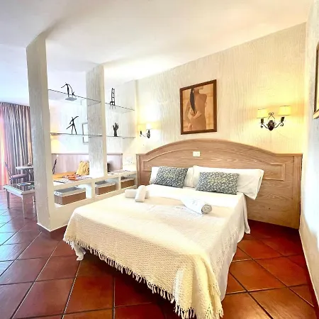 Estudio Con Vista A Estupenda Piscina, Cerca De La Playa En Puerto De La Cruz 아파트 *